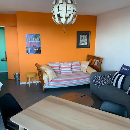 Apartment Avec Piscine Et Box, Vue Sur Sète