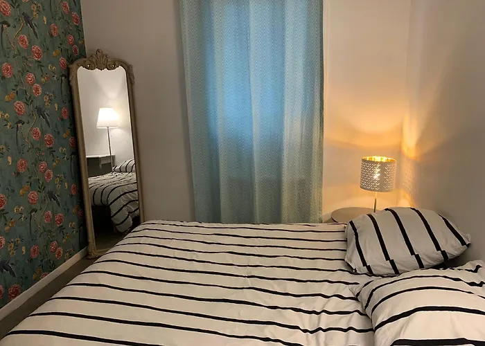 Avec Piscine Et Box, Vue Sur Apartment Sète